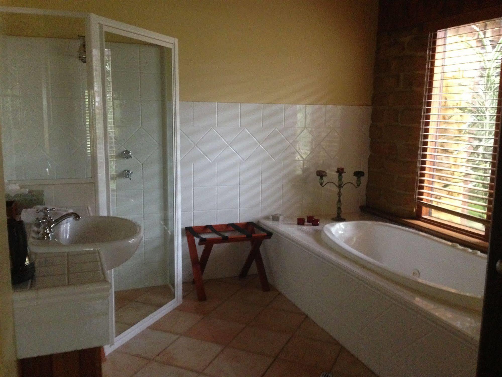 Erravilla Country Estate Spa Suite Accommodation Cowaramup Extérieur photo